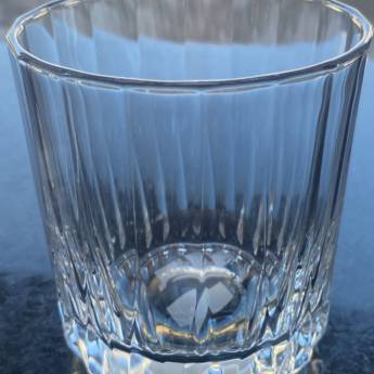 Comprar o produto de Copo para Whisky  em Copos pela empresa Empório Primare Bebidas e Eventos - Loja 02 em Mineiros, GO por Solutudo