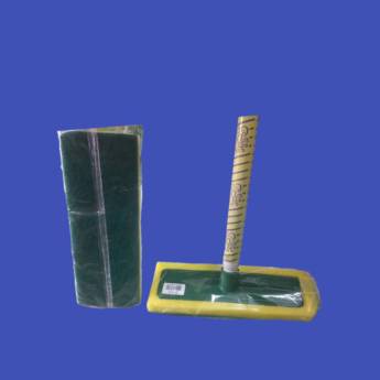 Comprar o produto de Rodo limpa azulejo c/cabo em Produtos de Limpeza pela empresa Sempre Limp - Produtos de limpeza, Higiene, Descartáveis e Automotivos  em Jundiaí, SP por Solutudo