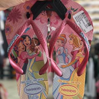 Comprar o produto de Chinelo infantil Havaianas em A Classificar em Uberlândia, MG por Solutudo