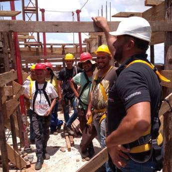 Comprar o produto de Treinamento NR 18 Construção Civil Integração  em Treinamentos, Workshops e Palestras em Botucatu, SP por Solutudo