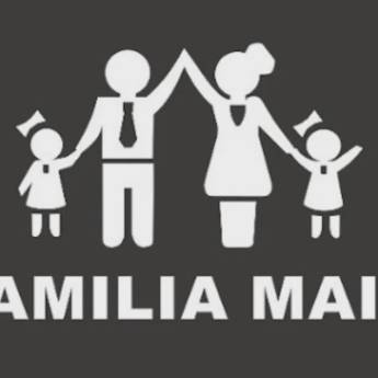 Comprar o produto de Tapete Capacho 60x40 Família Personalizado Com Seu Sobrenome em Diversos em Curitiba, PR por Solutudo