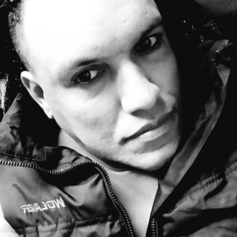 Comprar o produto de Olá me chamo Caligula Cezar sou Terapeuta Tântrico e estou na cidade apenas em curta temporada em Massagistas - SPA pela empresa Clínica Samsara em Americana, SP por Solutudo