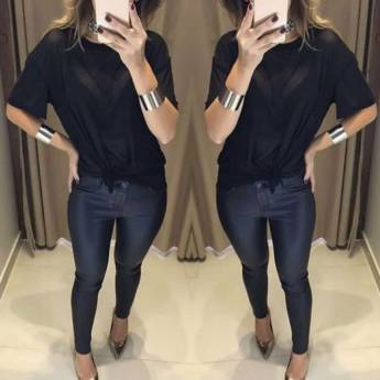 Comprar o produto de Calça Resinada (Semelhante a essa Disponível no Tamanho: 40/42). em Roupas e Acessórios em Bauru, SP por Solutudo