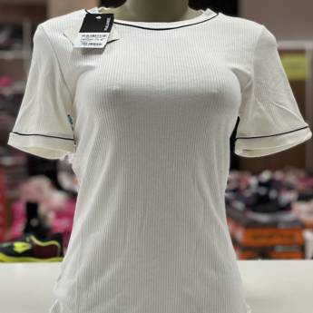 Comprar o produto de Blusa adulta Malwee em A Classificar pela empresa Lojas Dom Flavittos em Uberlândia, MG por Solutudo