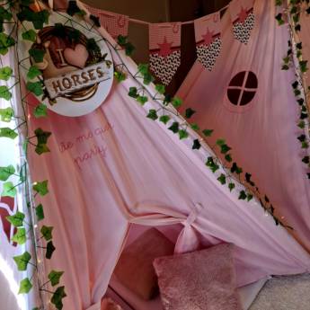 Comprar o produto de Festa do Pijama com cabanas - Tema I love horses em Festas e Eventos pela empresa Mãe me Quer Jundiaí em Jundiaí, SP por Solutudo