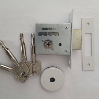 Comprar o produto de Abertura, Manutenção e Conserto de Cofres com Fechadura Tetra Stam no RJ em Cofres em Rio de Janeiro, RJ por Solutudo