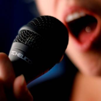 Comprar o produto de Canto Popular (crianças, jovens e adultos) em Escolas de Música em Aracaju, SE por Solutudo