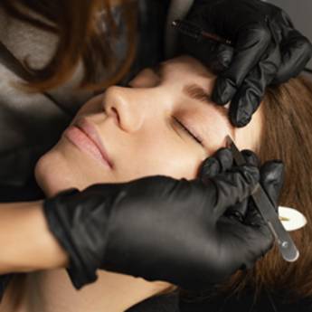 Comprar o produto de Design de Sobrancelhas  em Clínicas de Estética e Esteticistas em Americana, SP por Solutudo