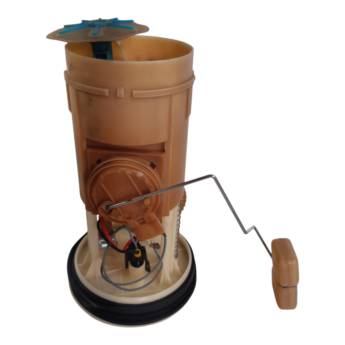 Comprar o produto de Bomba De Combustivel Golf 1.6 2008 Original Usado em Motores e Partes pela empresa Tem de Tudo - Peças de Desmanche Nacionais e Importadas em Marília, SP por Solutudo