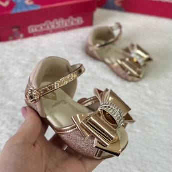 Comprar o produto de Sandália Molekinha bebê feminina  em Calçados Infantis em Uberlândia, MG por Solutudo