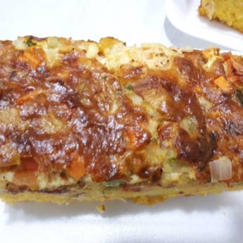 Comprar o produto de Torta Salgada de Milho com Legumes em Salgados em Joinville, SC por Solutudo