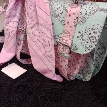 Comprar o produto de Bolsa PS2 bandana - LCC em Roupas e Acessórios em Botucatu, SP por Solutudo