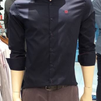 Comprar o produto de Camisa Slim,  100% algodão calça de sarja super confortável  em A Classificar em Bauru, SP por Solutudo