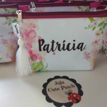 Comprar o produto de Nécessaire M (14Ax18L) - 10 Unidades em A Classificar em Assis, SP por Solutudo