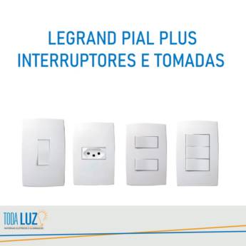 Comprar o produto de Pial Plus Legrand em Materiais Elétricos pela empresa Toda Luz Materiais Elétricos e Iluminação em Atibaia, SP por Solutudo