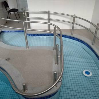 Comprar o produto de Corrimão para piscina em A Classificar em Americana, SP por Solutudo