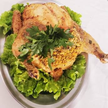 Comprar o produto de Frangão Recheado com Farofa • Unidade em Assados pela empresa Villa D'Ouro Rotisseria - Marmitas, Assados, Massas e Salgados. em Atibaia, SP por Solutudo