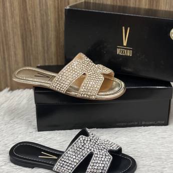 Comprar o produto de Rasteirinha adulta Vizzano em A Classificar pela empresa Lojas Dom Flavittos em Uberlândia, MG por Solutudo