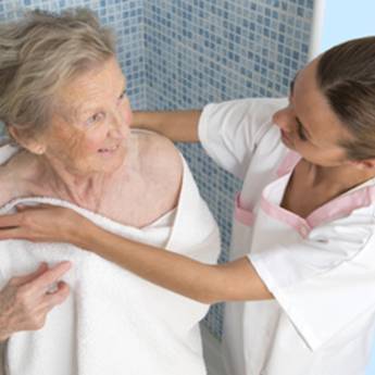 Comprar o produto de Banhos em Enfermeiros e Cuidadores em Santa Cruz do Rio Pardo, SP por Solutudo