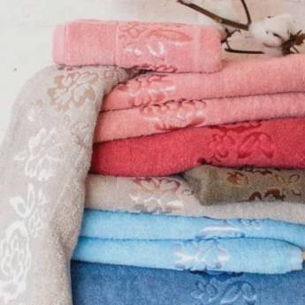 Comprar o produto de Toalha de banho Charlotte em Toalhas de Banho em Osasco, SP por Solutudo