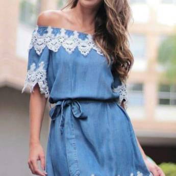 Comprar o produto de Vestido Jeans Ciganinha Bordado c/ Renda (Última peça Disponível no Tamanho: 38/40) em Vestidos Casuais em Bauru, SP por Solutudo