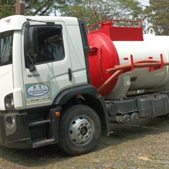 Comprar o produto de Desentupimento de Redes de Água de Esgoto em Desentupimento  pela empresa Desentupidora e Limpa Fossa FT Atibaia em Atibaia, SP por Solutudo