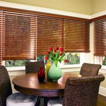 Comprar o produto de Persiana de Madeira em Cortinas - Persianas em Atibaia, SP por Solutudo