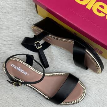 Comprar o produto de Sandália adulta Moleca em A Classificar em Uberlândia, MG por Solutudo