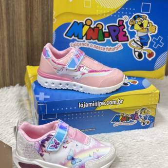 Comprar o produto de Tênis feminino infantil Mini-Pé em A Classificar em Uberlândia, MG por Solutudo