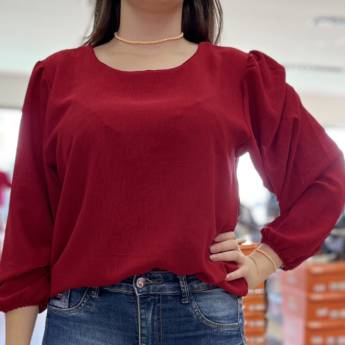 Comprar o produto de Blusa feminina adulta  em Roupas e Acessórios em Uberlândia, MG por Solutudo