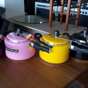 Comprar o produto de Panela de pressão 5l   em Panelas de Pressão pela empresa Cirineu Móveis em Foz do Iguaçu, PR por Solutudo