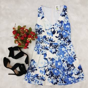 Comprar o produto de Vestido pregas em Vestidos em Bauru, SP por Solutudo