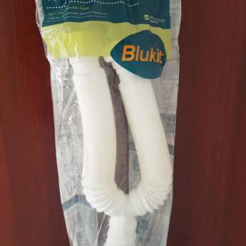 Comprar o produto de Sifao universal duplo blukit  em Tubos e Conexões em Bauru, SP por Solutudo