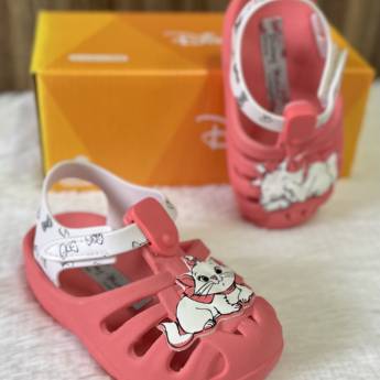 Comprar o produto de Sandália Grendene infantil feminina em Calçados Femininos em Uberlândia, MG por Solutudo