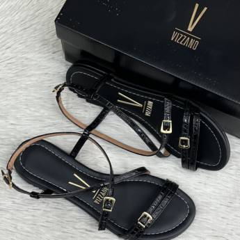 Comprar o produto de Rasteirinha adulta Vizzano em A Classificar em Uberlândia, MG por Solutudo