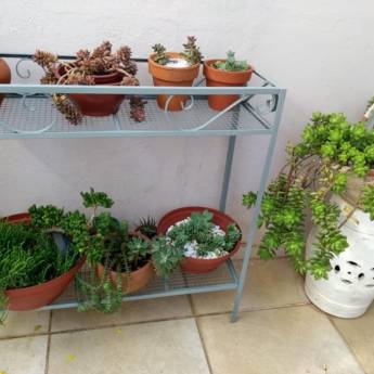 Comprar o produto de Aparador em Ferro  em Decoração - Objeto para Decoração em Americana, SP por Solutudo