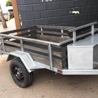 Comprar o produto de Carretinhas com caixa para ferramentas em A Classificar em Bauru, SP por Solutudo