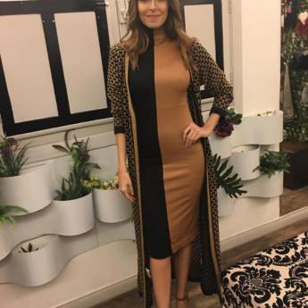 Comprar o produto de Vestido  em Vestidos em Mineiros, GO por Solutudo