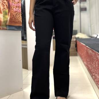 Comprar o produto de Calça jeans adulta One Jeans em A Classificar pela empresa Lojas Dom Flavittos em Uberlândia, MG por Solutudo