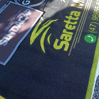 Comprar o produto de tapetes personalizados  em Para Todos em Blumenau, SC por Solutudo