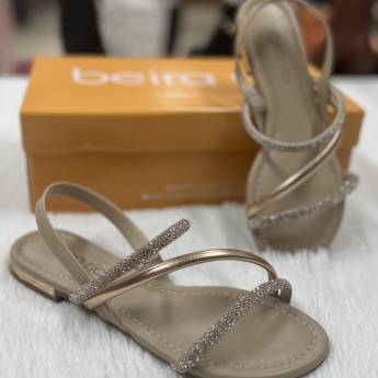 Comprar o produto de Rasteirinha Beira Rio feminina adulta em Calçados Femininos em Uberlândia, MG por Solutudo