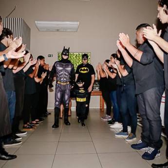 Comprar o produto de PERSONAGEM VIVO BATMAN em Entretenimento em Jundiaí, SP por Solutudo
