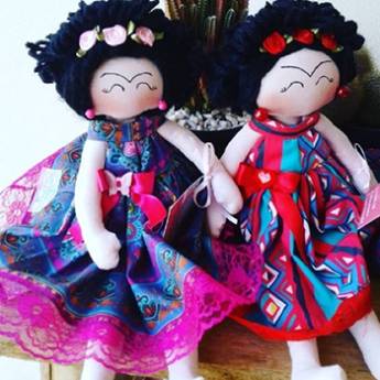 Comprar o produto de Boneca Frida em Americana  em Artesanatos em Botucatu, SP por Solutudo