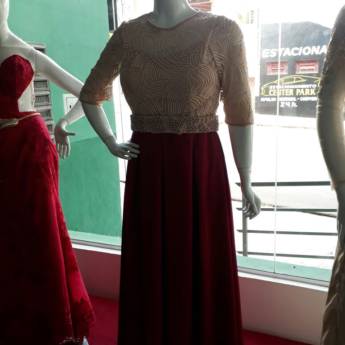 Comprar o produto de Vestido nude com corpo marsalla em Vestidos Casuais em Bauru, SP por Solutudo