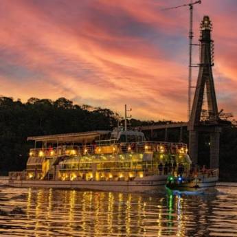 Comprar o produto de Pôr do Sol com Jantar a bordo - Kattamaram em Brasil em Foz do Iguaçu, PR por Solutudo