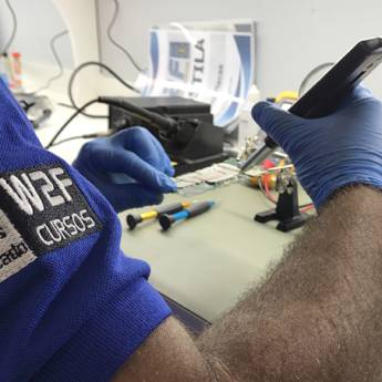 Comprar o produto de Manutenção Tv em Suporte Técnico em Botucatu, SP por Solutudo