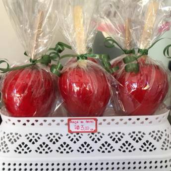 Comprar o produto de Maçã do amor em Bolos e Doces em Bauru, SP por Solutudo