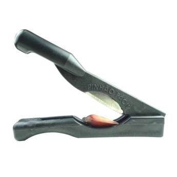 Comprar o produto de Descascador de Pinhão em Utensílios de Cozinha pela empresa Casa Vitória em Foz do Iguaçu, PR por Solutudo