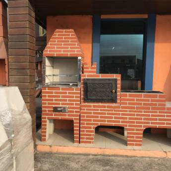 Comprar o produto de Kit Churrasqueira + forno + fogão desenhada  em Outros em Caraguatatuba, SP por Solutudo