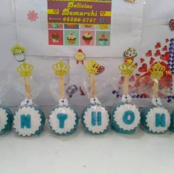 Comprar o produto de Maçãs de chocolate  em Bolos e Doces em Bauru, SP por Solutudo